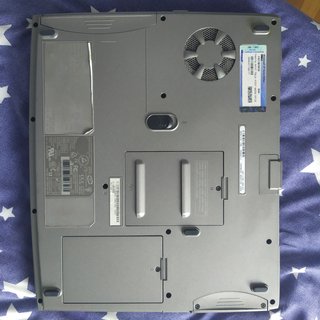 Portatile Dell Inspiron 5150 + CD Windows XP