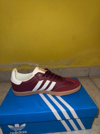 Adidas Samba Rojo y Blanco