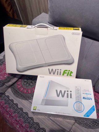 Consola Wii + Wii Fit + Wii Sports
