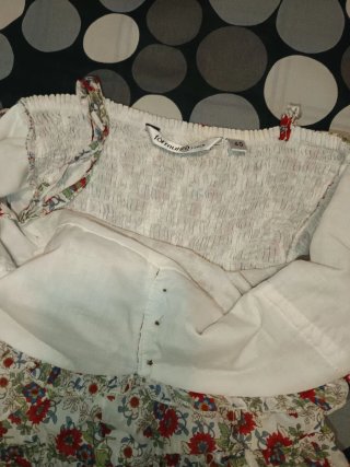 Vestido estampado floral volantes talla 40 niña