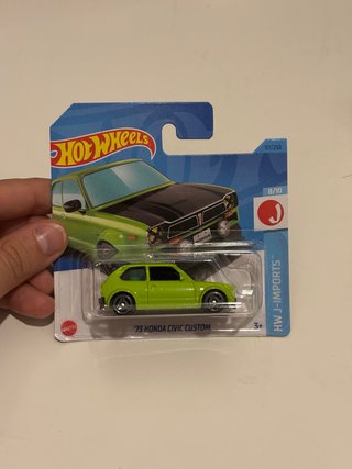 73 Honda Civic Custom - HW Básicos Mainline