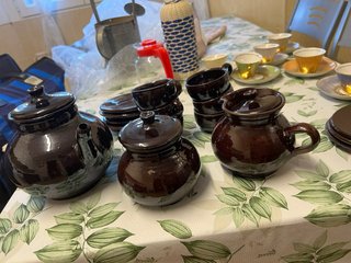 Juego de café de barro marrón
