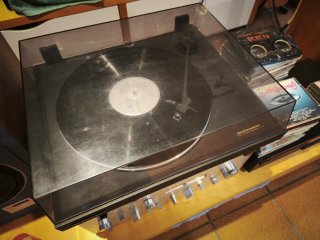 Tocadiscos Marantz TT42 Negro