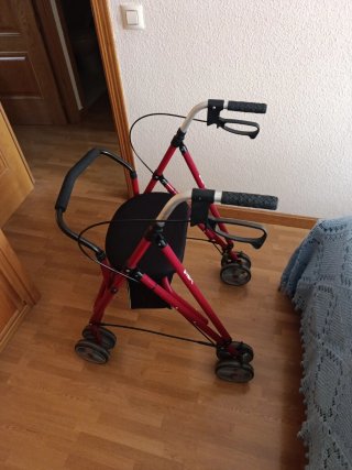 Andador 4 ruedas FORCA