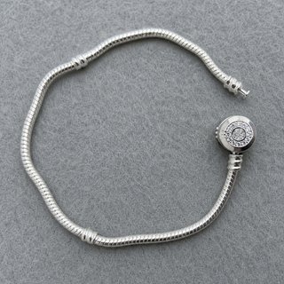 Pulsera Cadena Serpiente con Cierre Cristal
