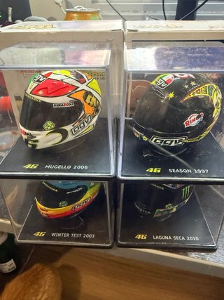 Mini cascos Valentino Rossi AGV