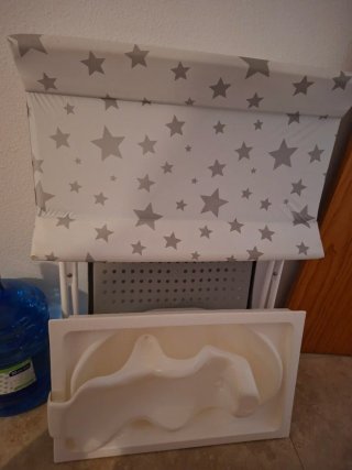 Bañera cambiador para bebé con estrellas