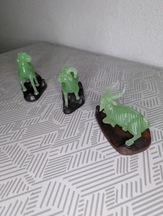 Figuras animales vintage resina tipo jade verde