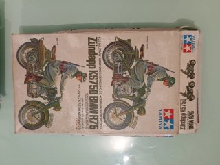 Maqueta Tamiya Zündapp KS750 & BMW R75 1:35