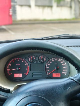 SEAT Leon 2004
