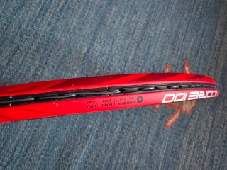 Raqueta YONEX VCORE 100 Roja