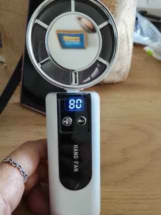 Ventilador de mano plegable blanco