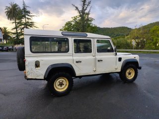 Land Rover Defender 2004