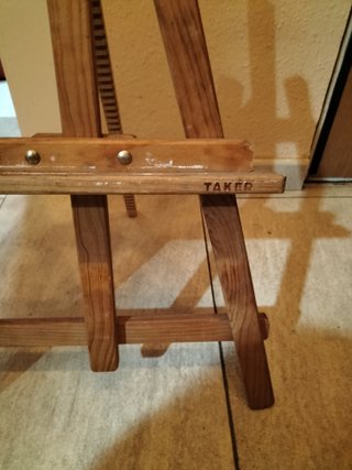 Atril de madera para cuadros