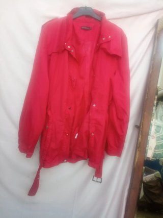 Chaqueta roja talla 52