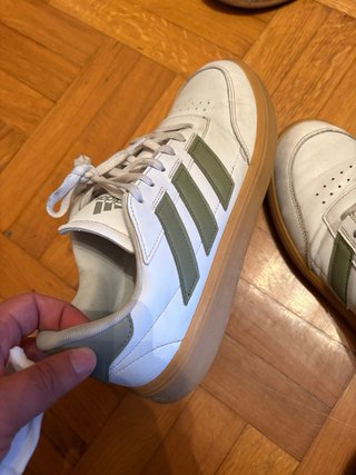 Zapatillas Adidas Niño Blancas y Verdes