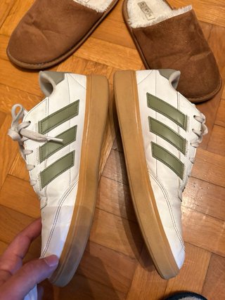 Zapatillas Adidas Niño Blancas y Verdes