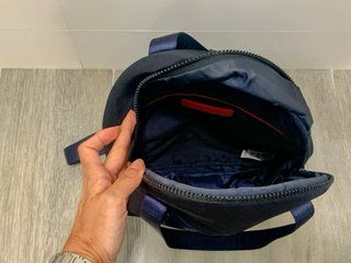 Mochila Tommy Hilfiger Negra y Azul