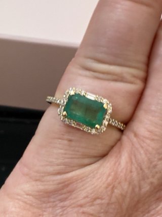 Anillo Oro Esmeralda Diamantes IGI