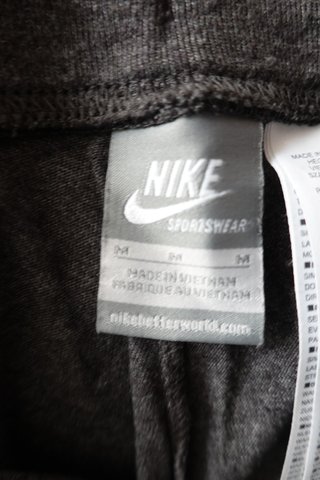 Pantalón Nike 3/4 Gris Talla M