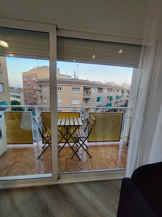 Apartamento reformado de 2 habitaciones en Pineda