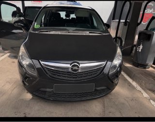 Opel Zafira Tourer 2015
