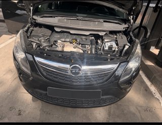 Opel Zafira Tourer 2015
