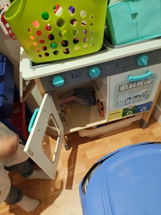 Cocinita infantil de madera