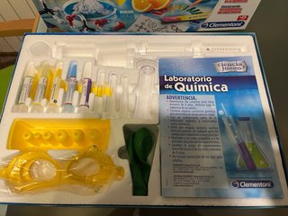 Laboratorio de Química Clementoni