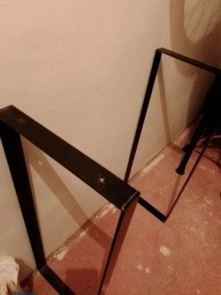 Patas metálicas para aparador, encimera o mesa.