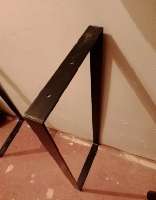 Patas metálicas para aparador, encimera o mesa.