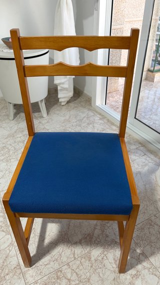 Regalo 2 Sillas de Madera y Tela
