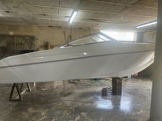 Barco recien restaurado por conpleto