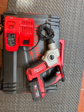 Milwaukee M18 Taladro y Amoladora