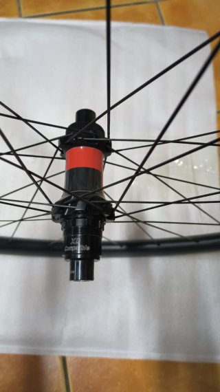 Horquilla Fox 34 SC y Llantas Carbono Boost