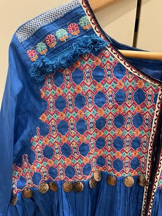 Sobrecamisa MADE IN INDIA bordada mujer