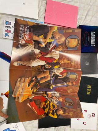 Lote BTS: 13 álbumes + 1 CD japonés + Light Stick
