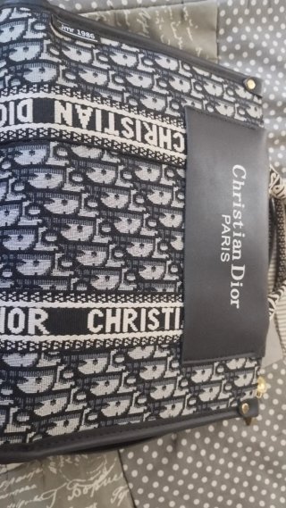 Borsa a mano nera e bianca
