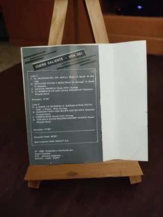Cassette. Vox Dei : Cuero Caliente.