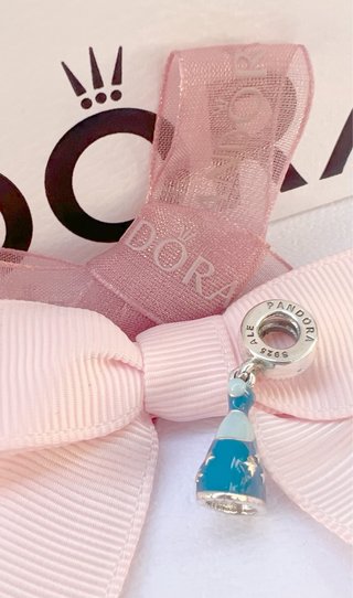 Pandora Disney Charm Vestido Azul