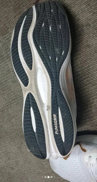 Zapatillas Puma Velocity Nitro Doradas Blancas