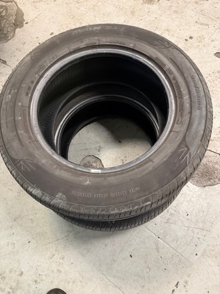 Neumáticos 215/65 R16 98V