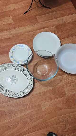 Set di stoviglie in porcellana e vetro, VENDITA IN NEGOZIO