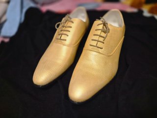 Traje de novio mas dos pares de zapatosl