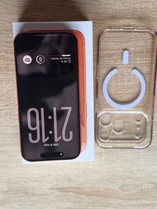iPhone 17 Pro Naranja Casi Nuevo