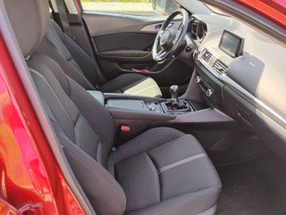Mazda3 2018 / 2.0 SKYACTIVG 88KW EVOLUTION+NAV 4p