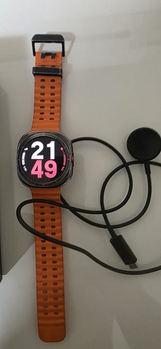 Samsung Galaxy Watch Ultra - Caja y Cargador