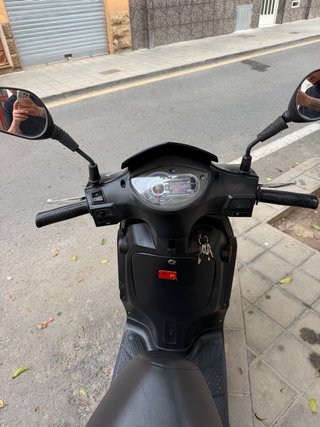 SYM Symphony 125cc Scooter Negra