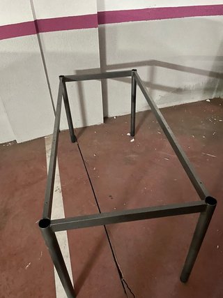 Estructura de hierro para mesa