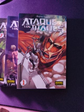 Lote Manga Ataque a los Titanes